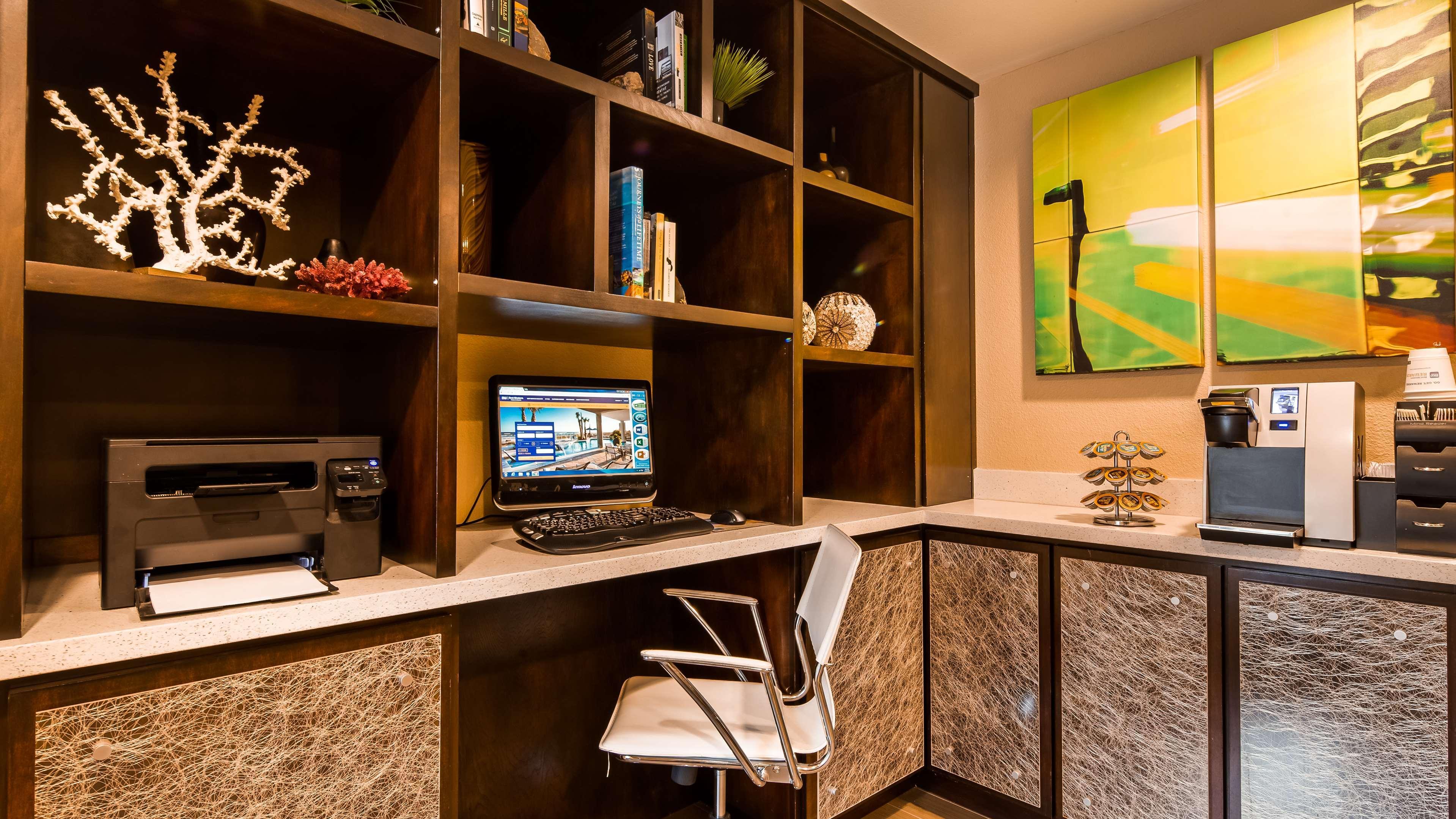 Best Western Carmel'S Town House Lodge מראה חיצוני תמונה