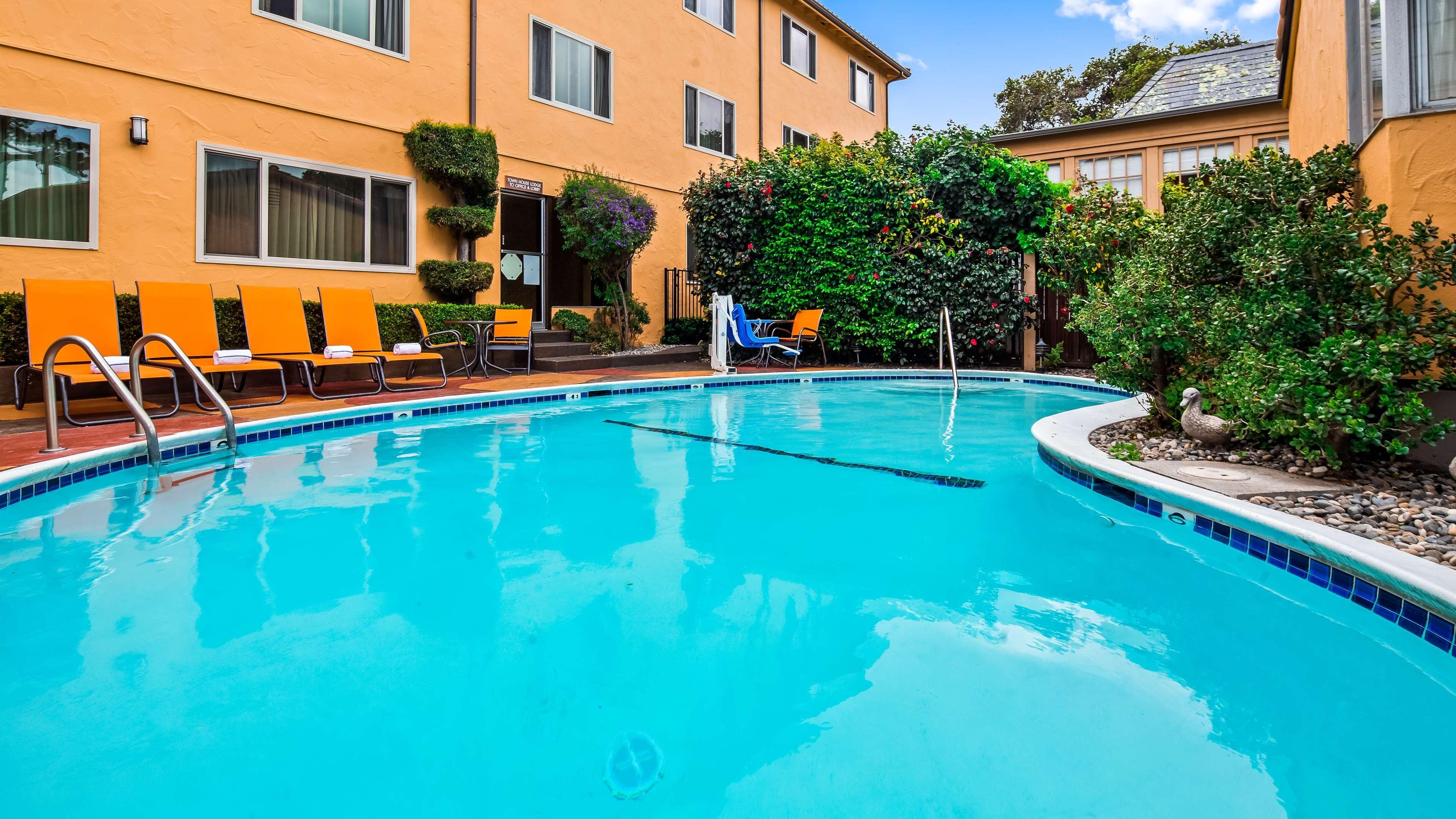 Best Western Carmel'S Town House Lodge מראה חיצוני תמונה